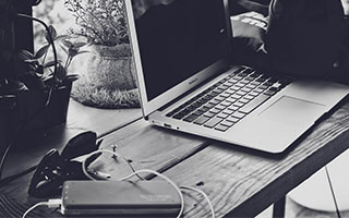 半岛体育app下载官网-雷霆年轻球员崛起，或成为未来之星