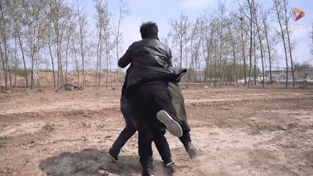 半岛体育官网-乌迪内斯遭遇血洗，场面一度失控