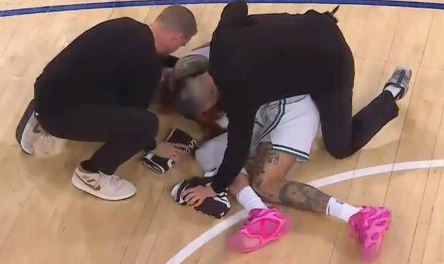 半岛体育入口官网-凯塔尔国际中场受伤那不勒斯重伤痛失关键球员的简单介绍