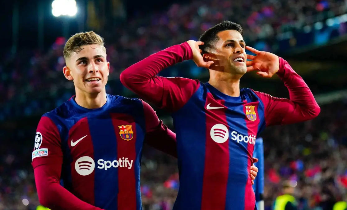 半岛体育官方下载-包含实力悬殊？一场豪门对决引发球迷热议的词条