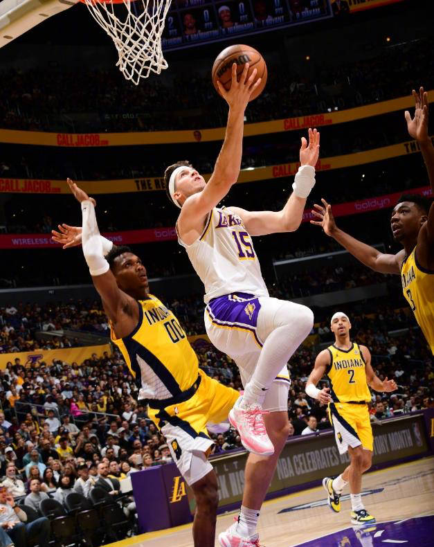 半岛官方体育登录入口-关于雄鹿胜归己队，步行者连胜达到三场的信息