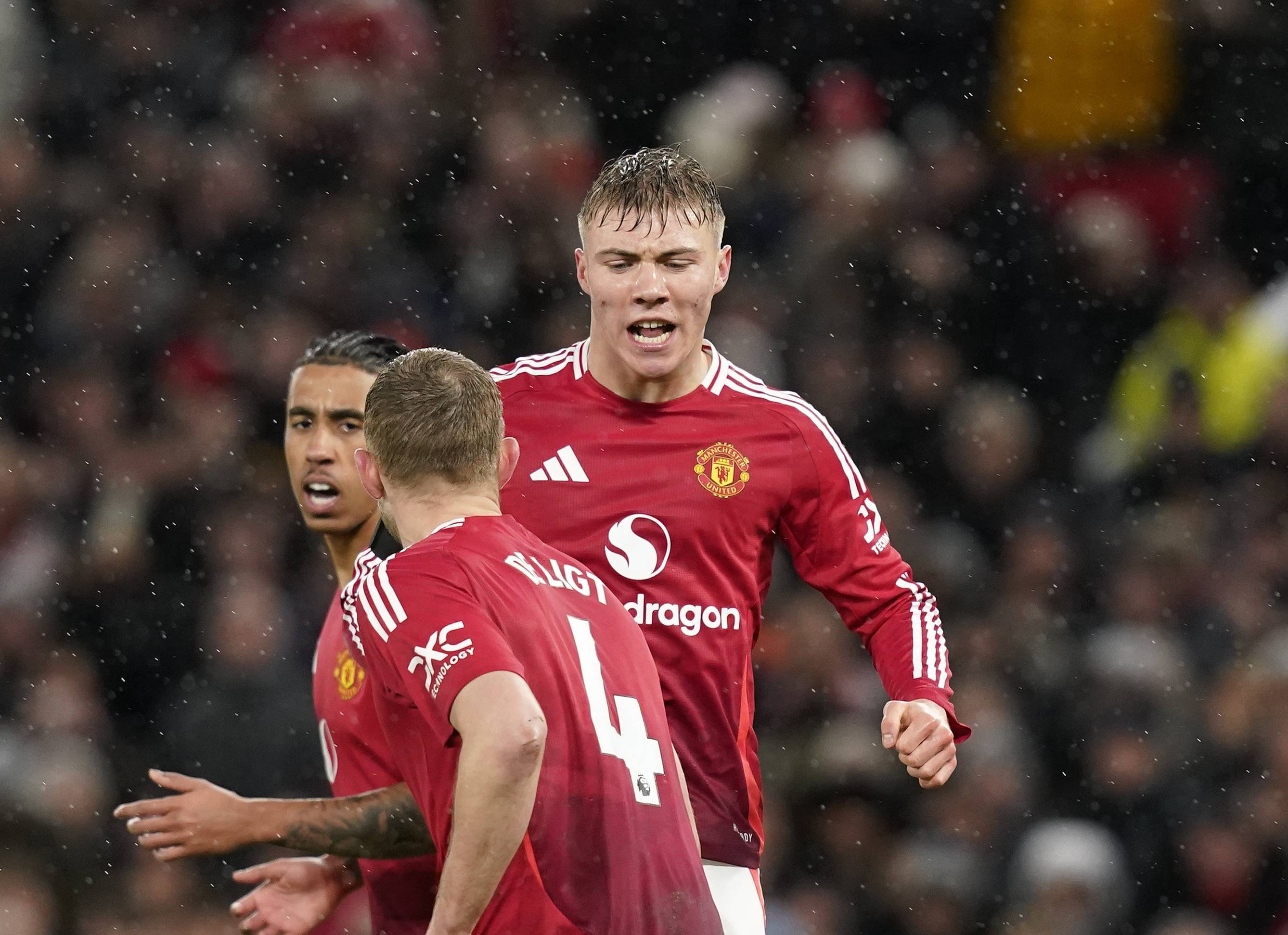 半岛体育在线官网-门将表现出色，为球队保住胜局的简单介绍