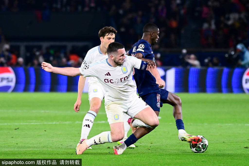 半岛平台官方网站入口-包含巴黎圣日耳曼不敌对手，状态起伏不定的词条