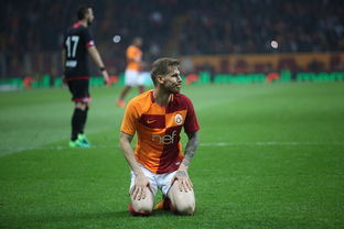 半岛体育平台官网-塞尔塞对阵巴黎圣日耳曼，双方踢成平局，塞尔比比赛时间